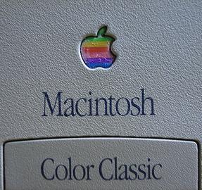 Macintosh Color Classic - Logo.jpg