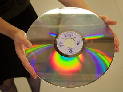 Archivo:LaserDisc.jpg