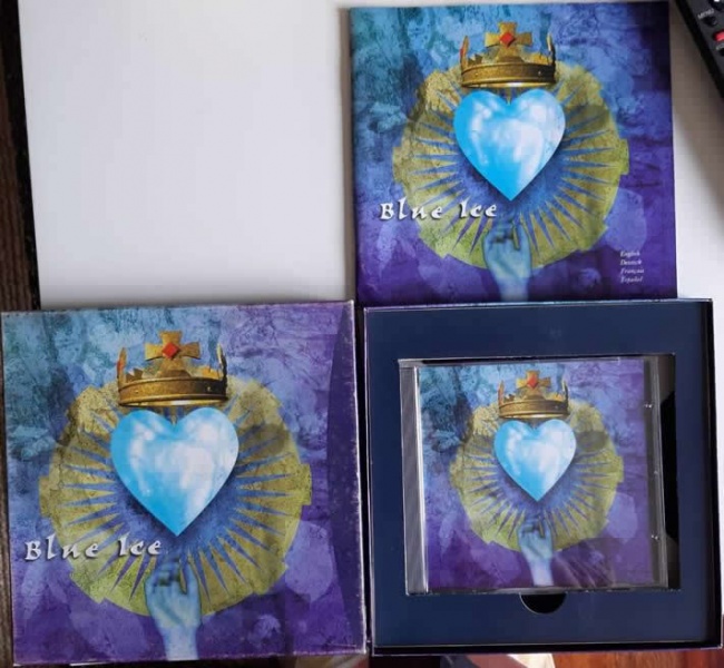 Archivo:Blue Ice - Contenido.jpg