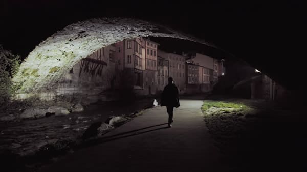 Archivo:The Traveller's Sight - 05.jpg