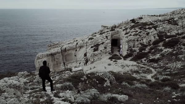 Archivo:The Traveller's Sight - 07.jpg