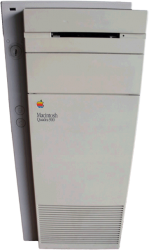 Macintosh Quadra 900.png